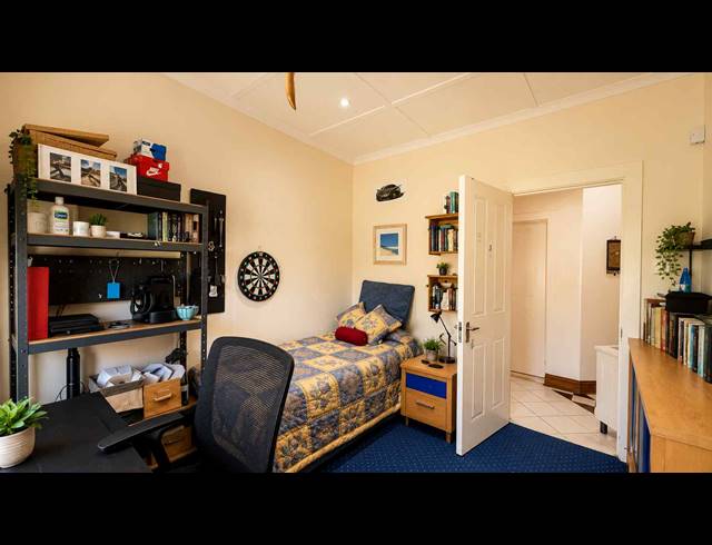 4 BEDROOM FREESTANDING FOR SALE IN SHERWOOD